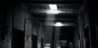 W jakich butach chodzić z chorym kręgosłupem?