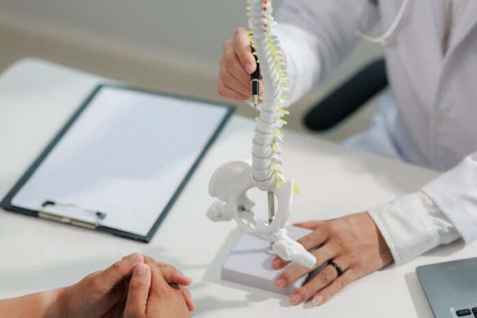 Skąd się bierze dyskopatia i kto jest na nią najbardziej narażony? Skąd się bierze dyskopatia i kto jest na nią najbardziej narażony?